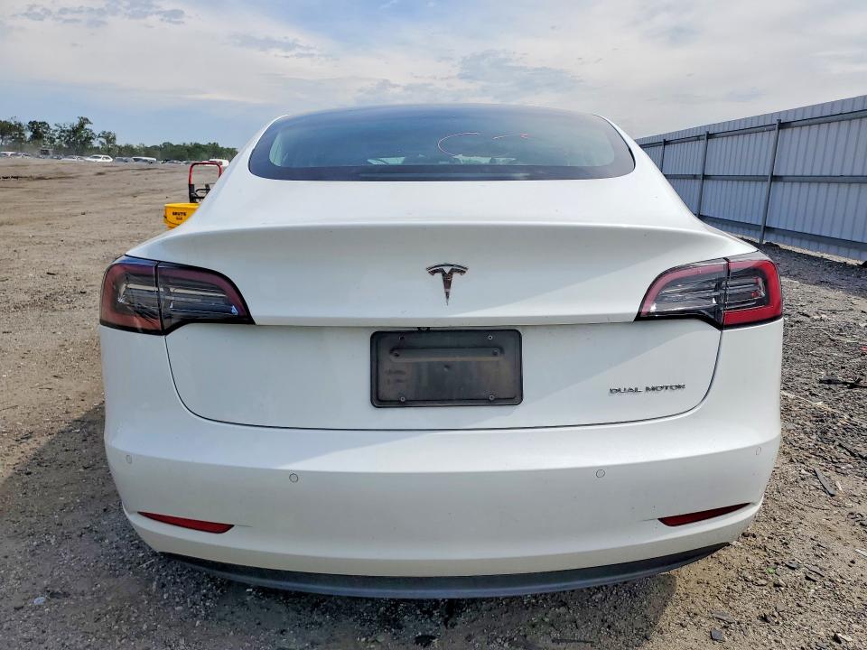 Продаж на аукціоні авто 2018 Tesla Model 3, vin: 5YJ3E1EB0JF185667, номер лоту: 57322316
