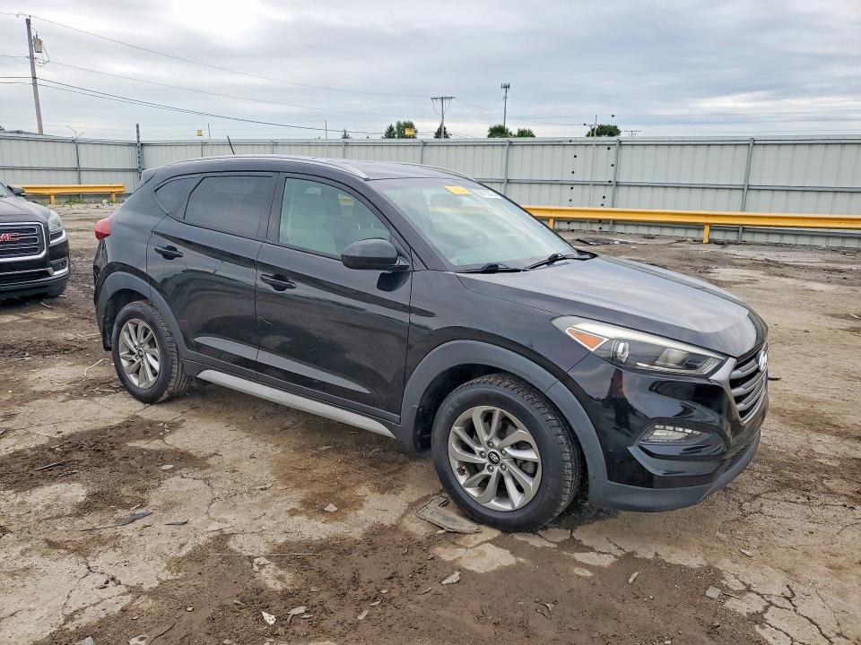 2017 Hyundai Tucson მანქანა იყიდება აუქციონზე, vin: KM8J33A41HU596721, აუქციონის ნომერი: 59113676