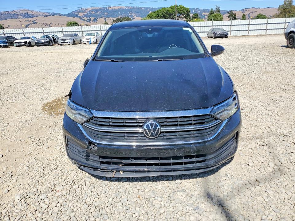 58246396 :رقم المزاد ، 3VW7M7BU2RM016638 vin ، 2024 Volkswagen Jetta مزاد بيع