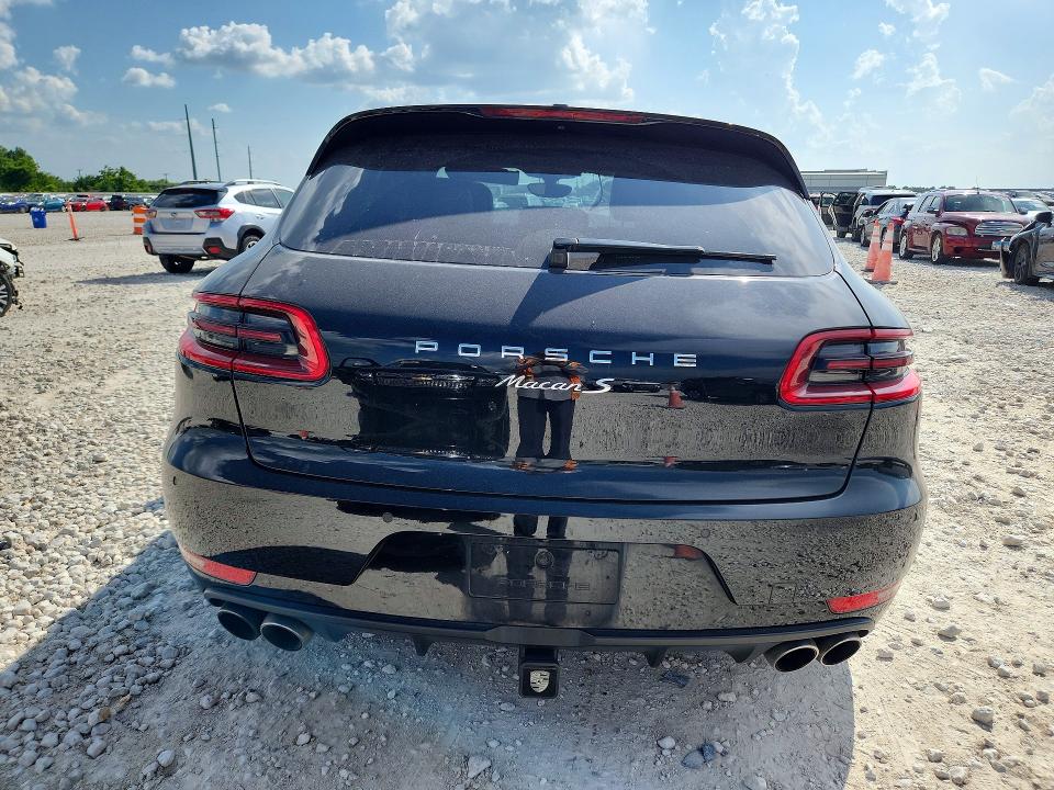 2015 Porsche Macan მანქანა იყიდება აუქციონზე, vin: WP1AB2A55FLB42922, აუქციონის ნომერი: 55895226