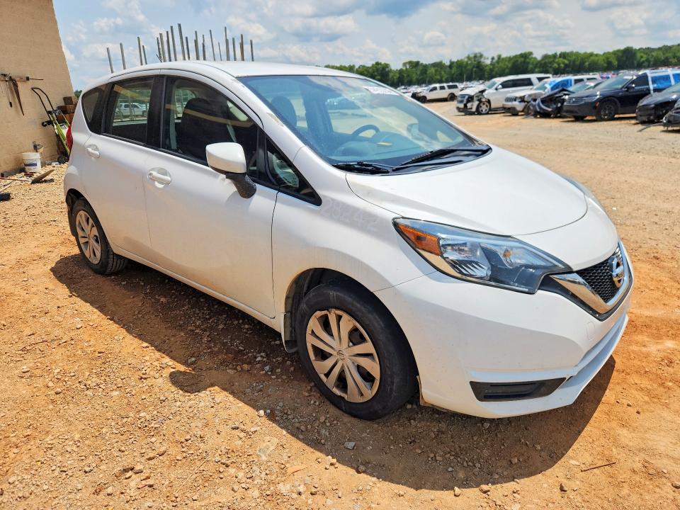 58913706 :رقم المزاد ، 3N1CE2CP9JL358837 vin ، 2018 Nissan Versa Note مزاد بيع