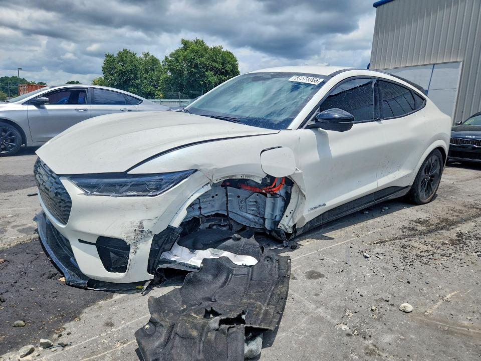 Продаж на аукціоні авто 2025 Ford Mustang Mach-e, vin: 3FMTK4SX8SMA51010, номер лоту: 57574066