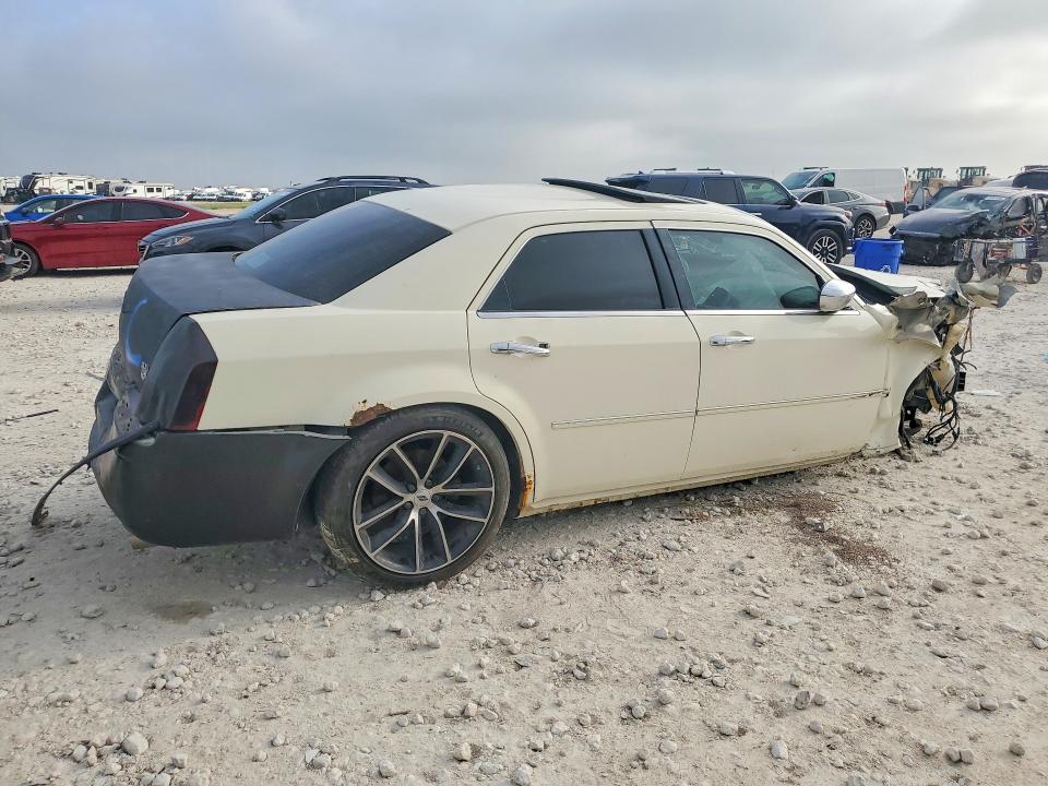Auction sale of the 2006 Chrysler 300c, vin: 2C3KK63H16H261878, lot number: 55607276