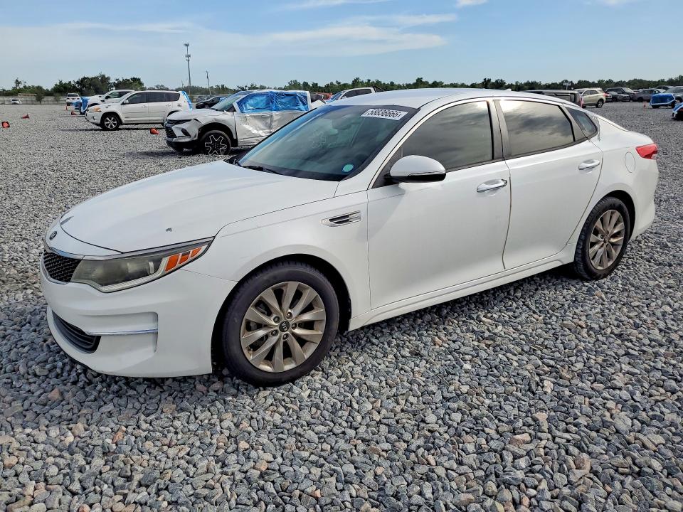 Продаж на аукціоні авто 2018 Kia Optima, vin: 5XXGT4L39JG271416, номер лоту: 58836666