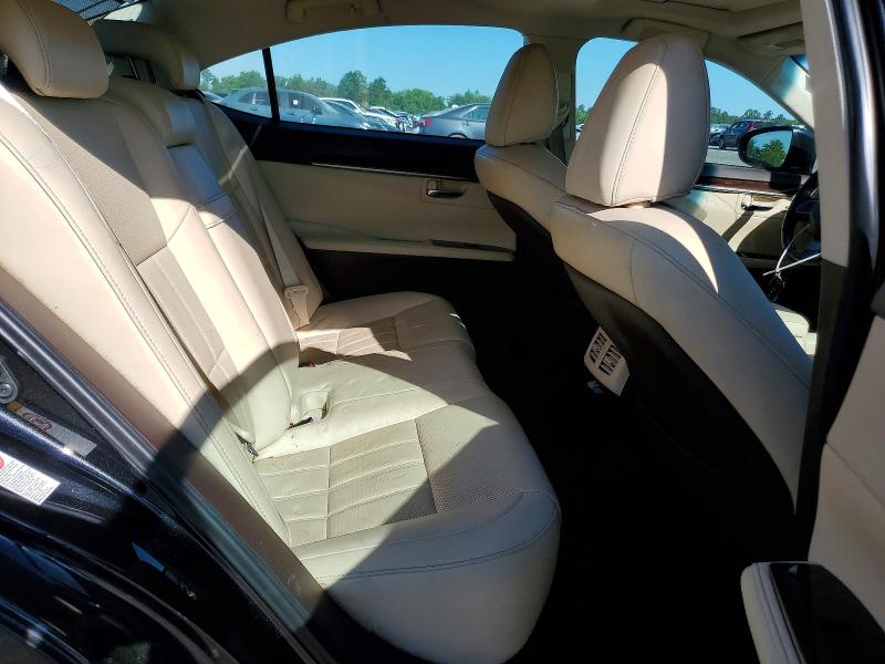 55138606 :رقم المزاد ، 58ABK1GG5JU085458 vin ، 2018 Lexus Es مزاد بيع