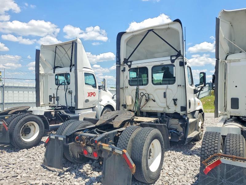 2018 Freightliner Cascadia 113 მანქანა იყიდება აუქციონზე, vin: 3AKBGADV5JSJN2644, აუქციონის ნომერი: 54418696