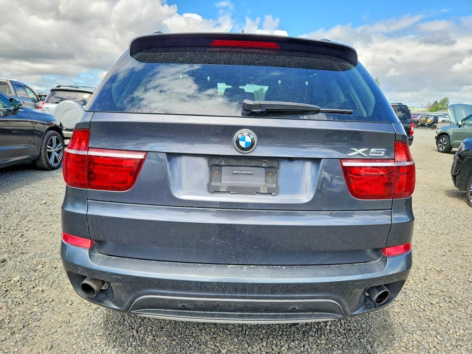 56437646 :رقم المزاد ، 5UXZV4C56BL414701 vin ، 2011 Bmw X5 مزاد بيع