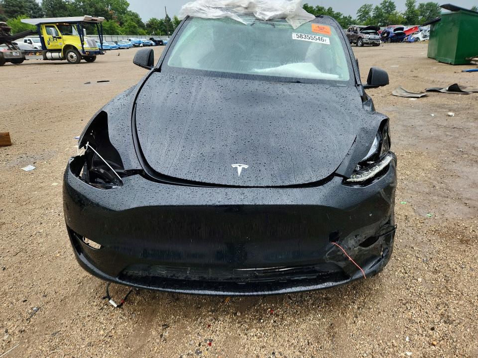 2025 Tesla Model Y მანქანა იყიდება აუქციონზე, vin: 7SAYGDEE8SF258297, აუქციონის ნომერი: 58355546