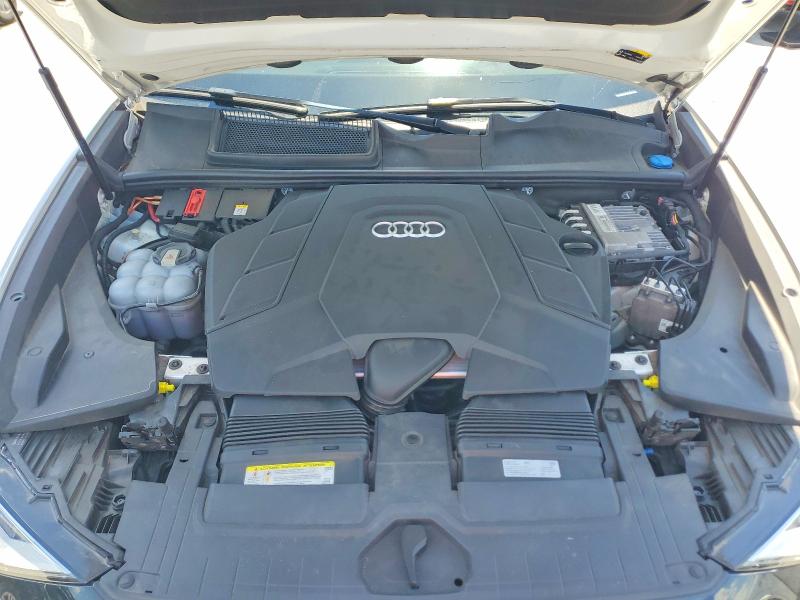 55514146 :رقم المزاد ، WA1EVAF18LD007590 vin ، 2020 Audi Q8 مزاد بيع