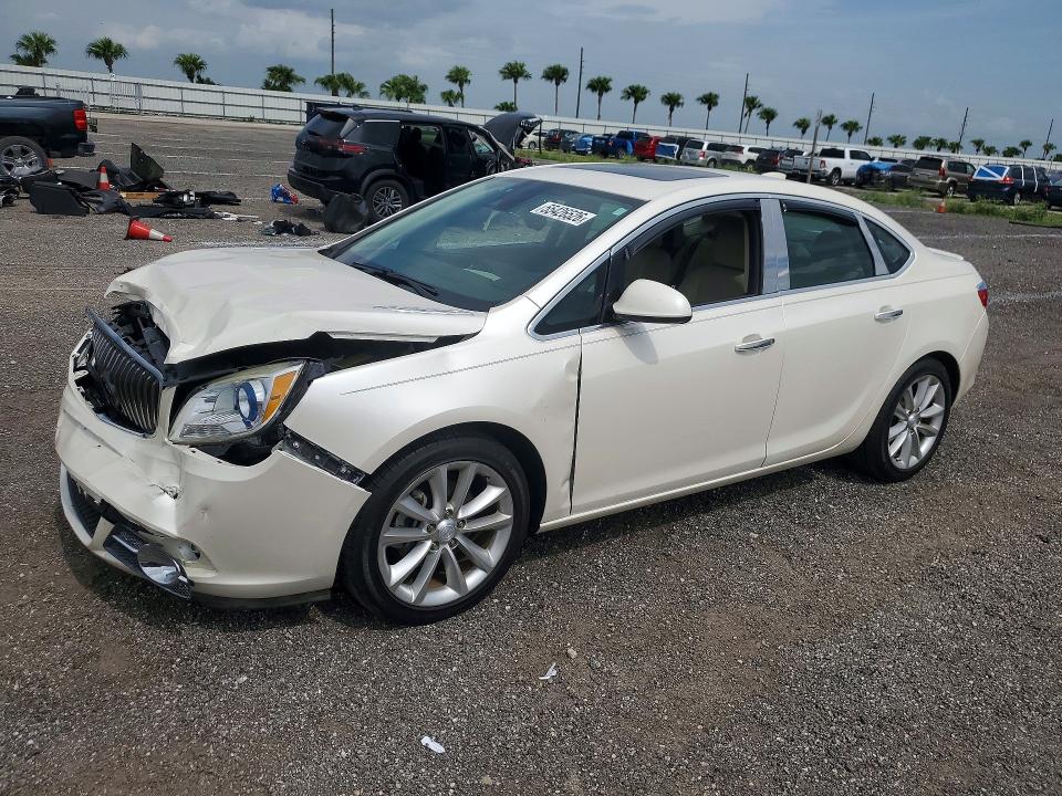 55426526 :رقم المزاد ، 1G4PS5SK9F4203065 vin ، 2015 Buick Verano مزاد بيع