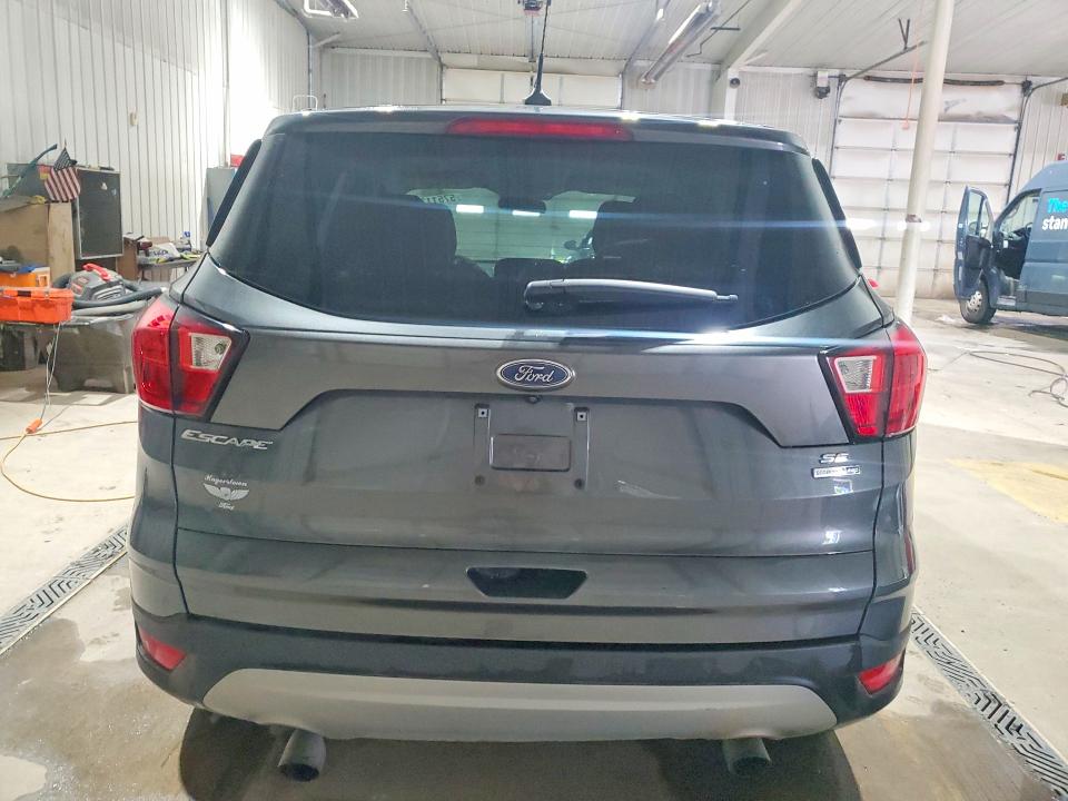 Продажа на аукционе авто 2019 Ford Escape, vin: 1FMCU9GD3KUB96408, номер лота: 57511226