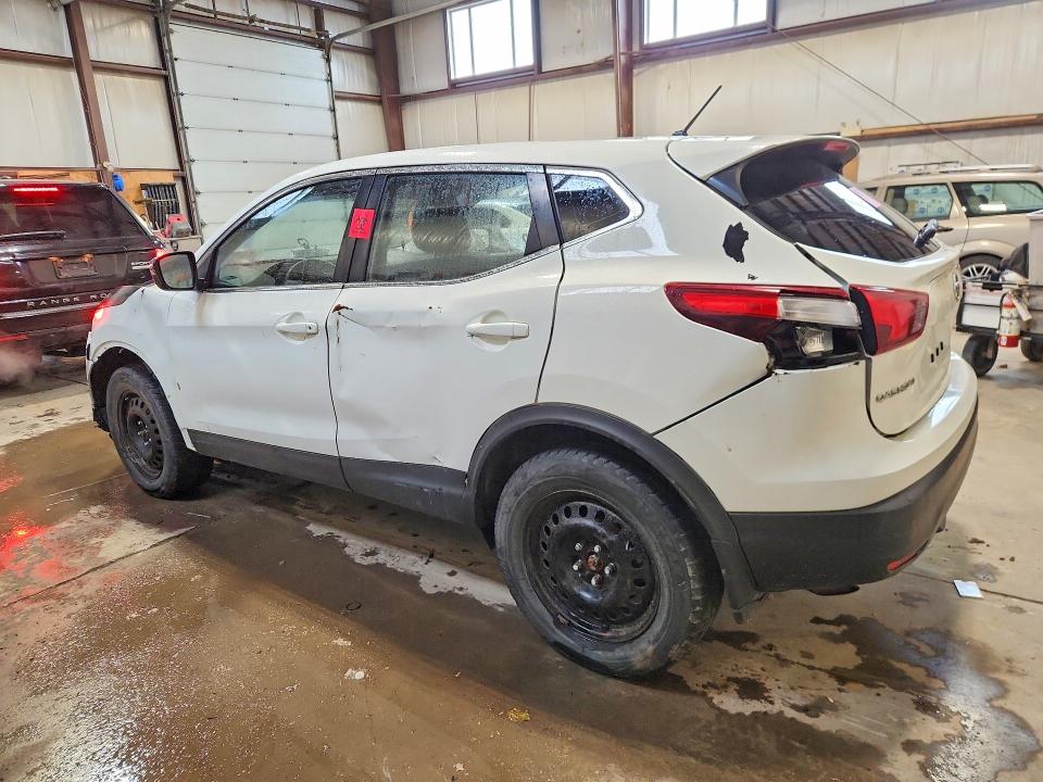 55817986 :رقم المزاد ، JN1BJ1CR5JW210309 vin ، 2018 Nissan Qashqai مزاد بيع