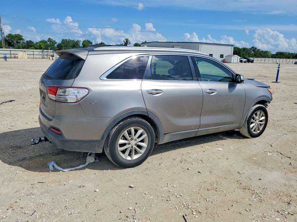 55645976 :رقم المزاد ، 5XYPG4A36JG344034 vin ، 2018 Kia Sorento مزاد بيع
