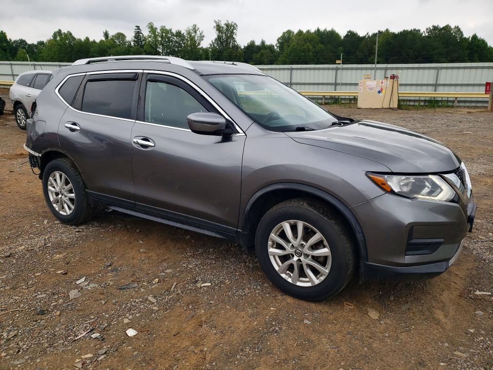 Продажа на аукционе авто 2018 Nissan Rogue, vin: KNMAT2MV8JP602232, номер лота: 58912126