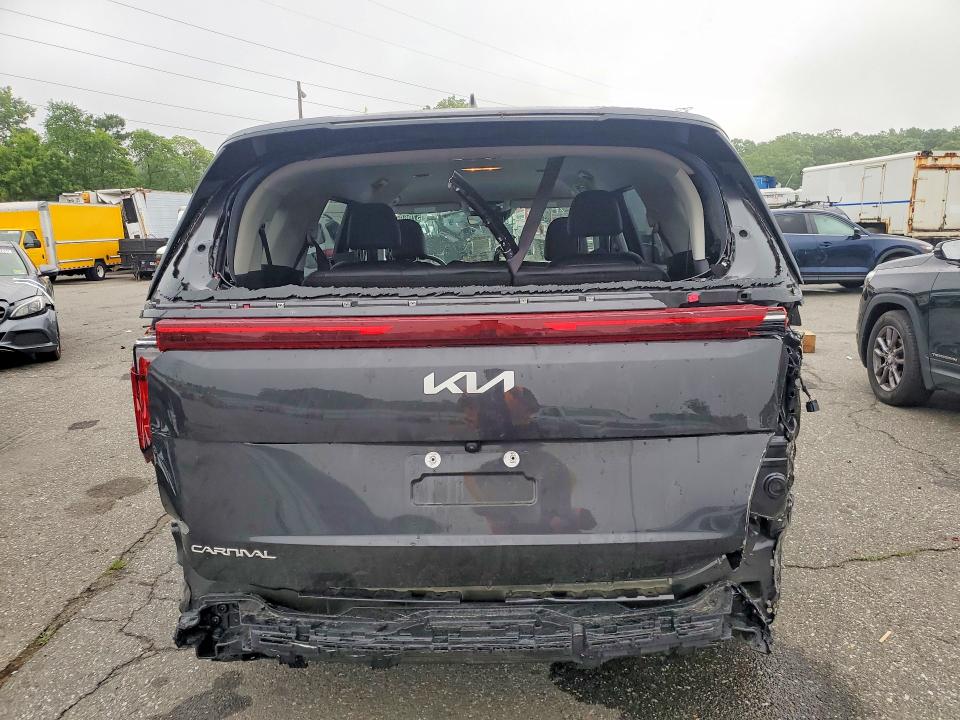 2026 Kia Carnival მანქანა იყიდება აუქციონზე, vin: KNDNB5K39T6590639, აუქციონის ნომერი: 57069646