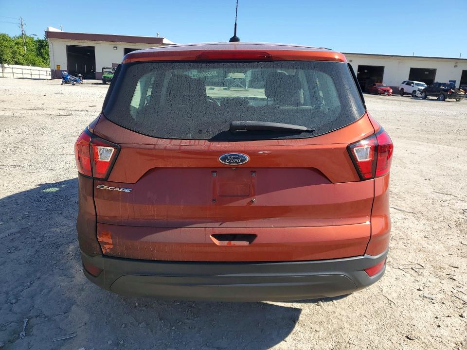 Продажа на аукционе авто 2019 Ford Escape, vin: 1FMCU0F71KUA31092, номер лота: 57727826