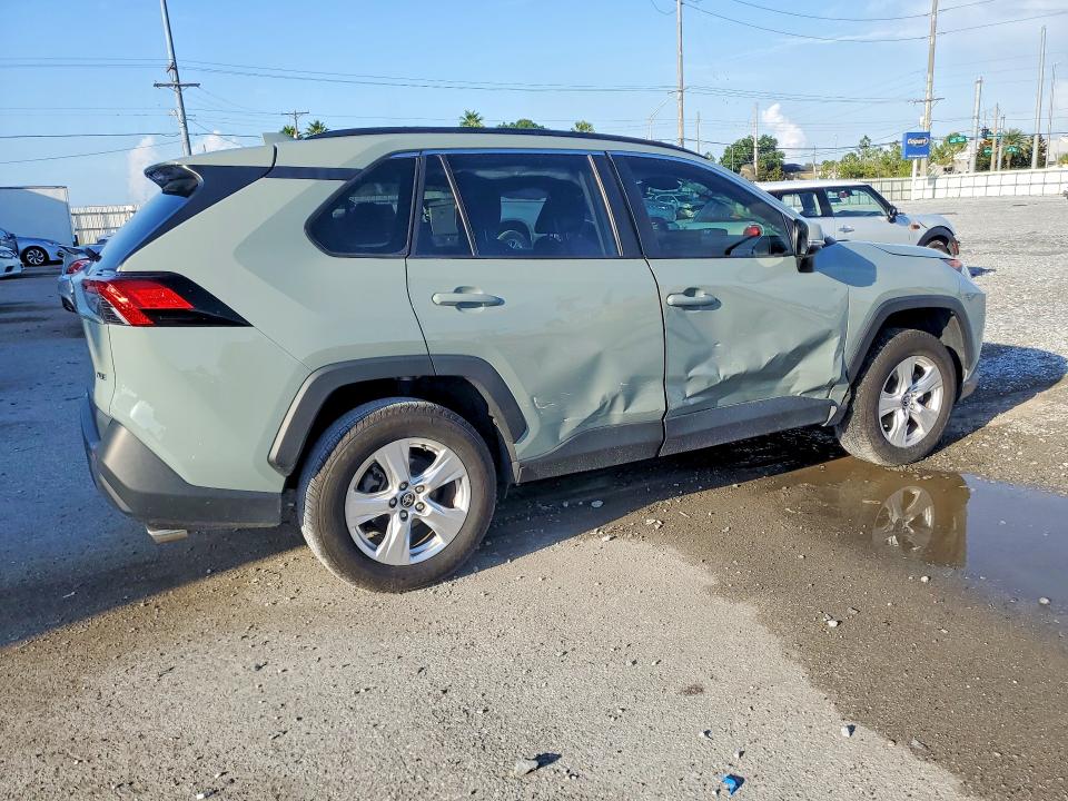 Продаж на аукціоні авто 2021 Toyota Rav4, vin: 2T3W1RFV2MW170814, номер лоту: 58745006