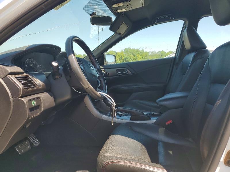 Aukcja sprzedaży 2017 Honda Accord, vin: 1HGCR2F10HA305939, numer aukcji: 55630206