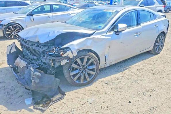 Aukcja sprzedaży 2018 Mazda 6, vin: JM1GL1VM1J1324982, numer aukcji: 56554376