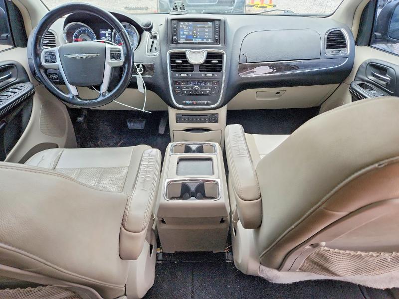 57149436 :رقم المزاد ، 2C4RC1CG3CR171056 vin ، 2012 Chrysler Town & Country مزاد بيع