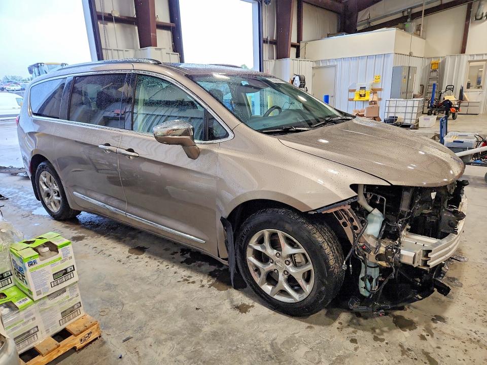Продаж на аукціоні авто 2017 Chrysler Pacifica, vin: 2C4RC1GG3HR729067, номер лоту: 58009686