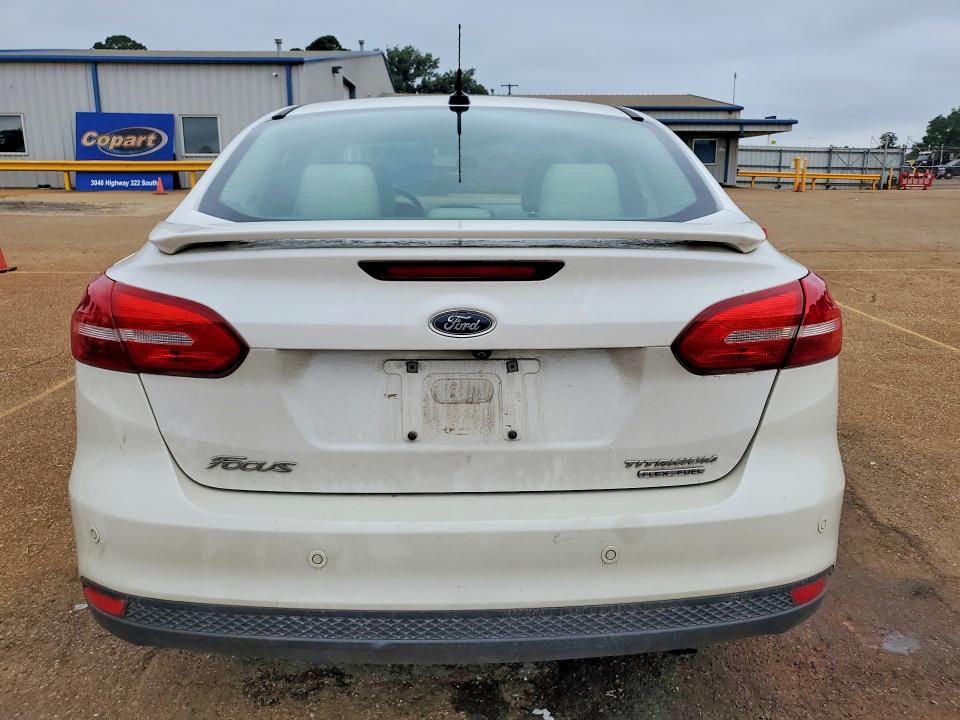 54874346 :رقم المزاد ، 1FADP3J27GL369208 vin ، 2016 Ford Focus مزاد بيع