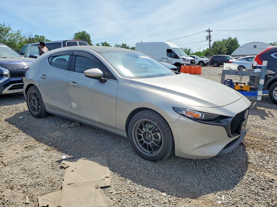 Продаж на аукціоні авто 2022 Mazda 3, vin: JM1BPAKLXN1514795, номер лоту: 55777836