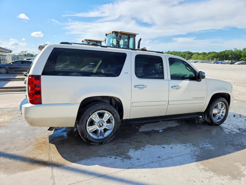 57587986 :رقم المزاد ، 1GNUKKE3XAR159915 vin ، 2010 Chevrolet Suburban مزاد بيع