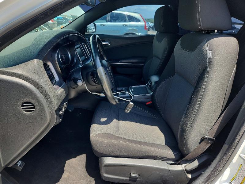 56121046 :رقم المزاد ، 2C3CDXBG7FH721526 vin ، 2015 Dodge Charger مزاد بيع