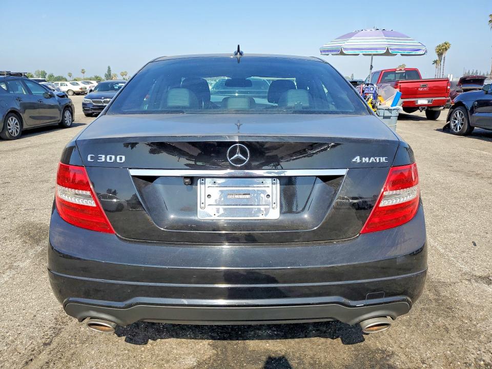 Продаж на аукціоні авто 2012 Mercedes-benz C, vin: WDDGF8BB8CR226237, номер лоту: 56319656