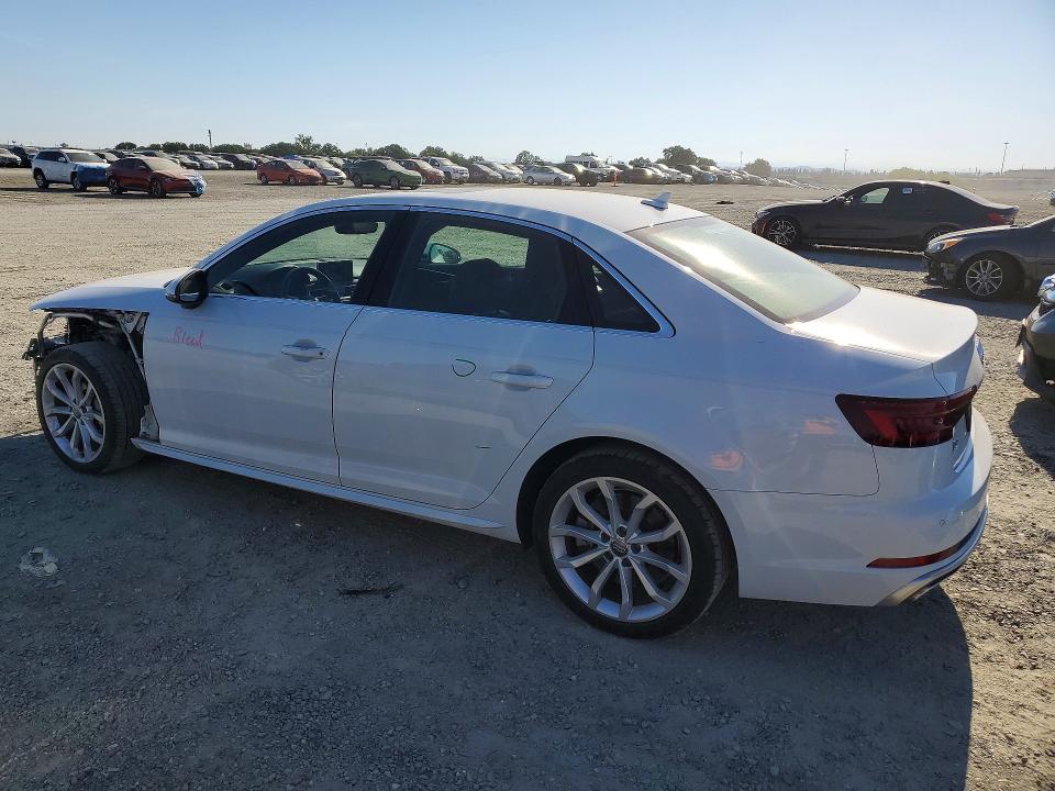 Продажа на аукционе авто 2019 Audi A4, vin: WAUENAF4XKA039485, номер лота: 57141376