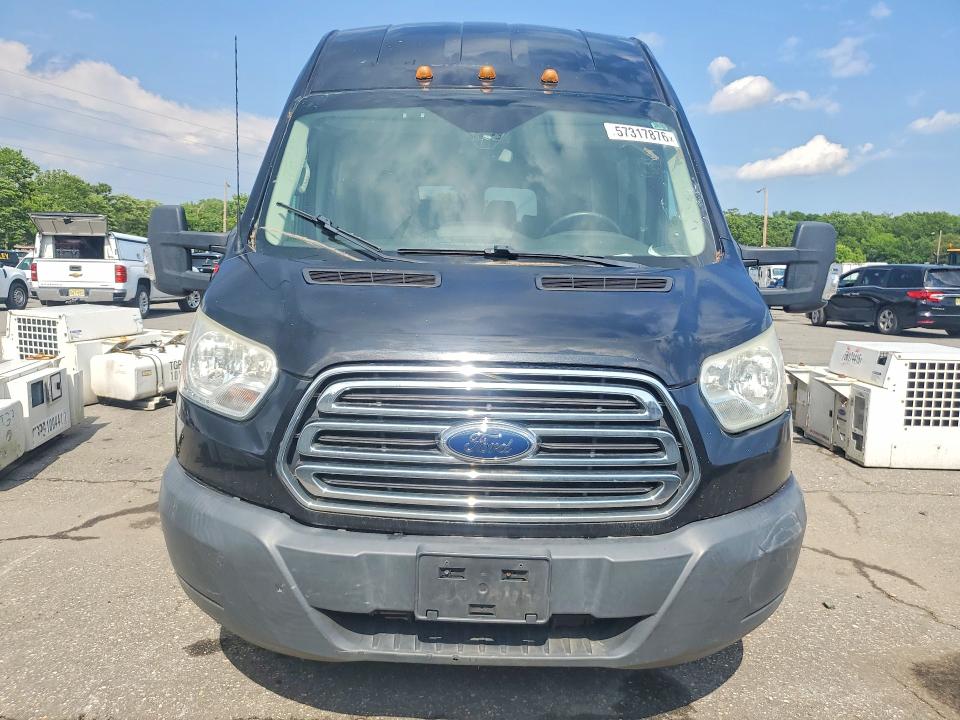 57317876 :رقم المزاد ، 1FBVU4XG2FKA74901 vin ، 2015 Ford Transit مزاد بيع