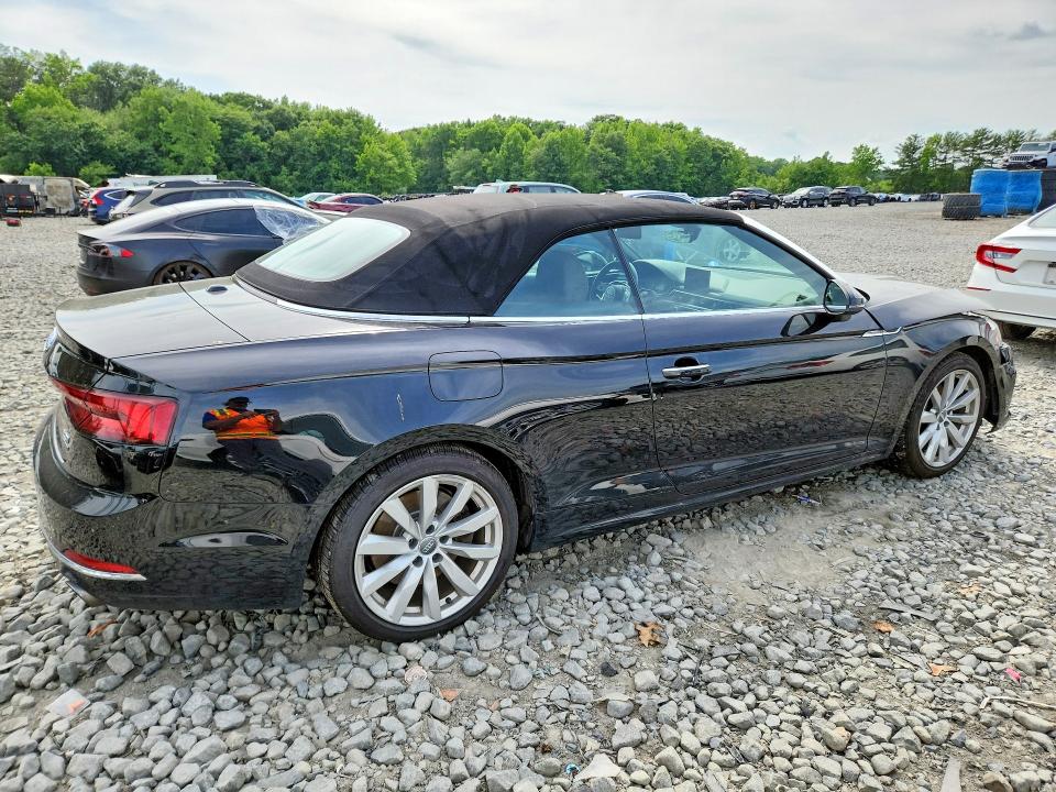 57019186 :رقم المزاد ، WAUWNGF54JN011205 vin ، 2018 Audi A5 مزاد بيع