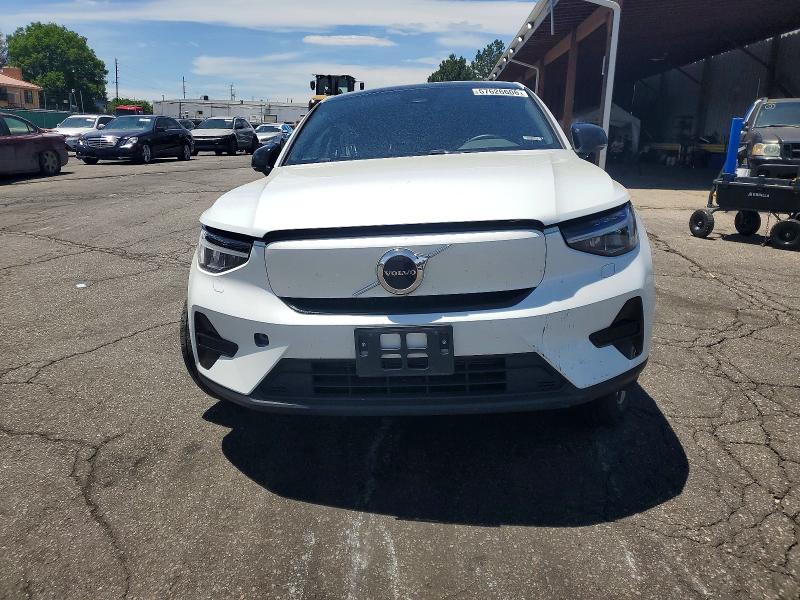 57626606 :رقم المزاد ، YV4ED3GK4P2047224 vin ، 2023 Volvo C40 مزاد بيع