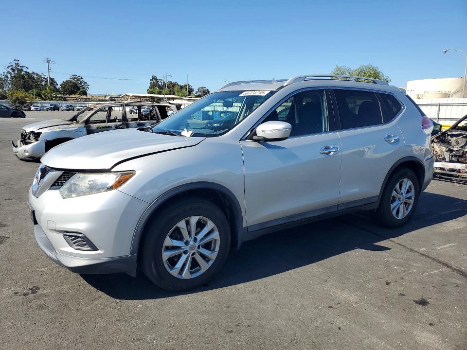 2015 Nissan Rogue მანქანა იყიდება აუქციონზე, vin: 5N1AT2MT4FC773651, აუქციონის ნომერი: 56324746