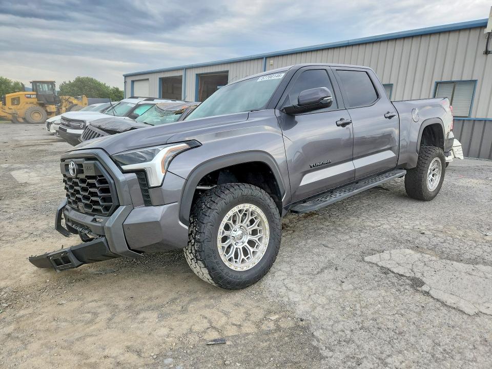 Продаж на аукціоні авто 2024 Toyota Tundra, vin: 5TFLA5EC1RX034902, номер лоту: 57700146
