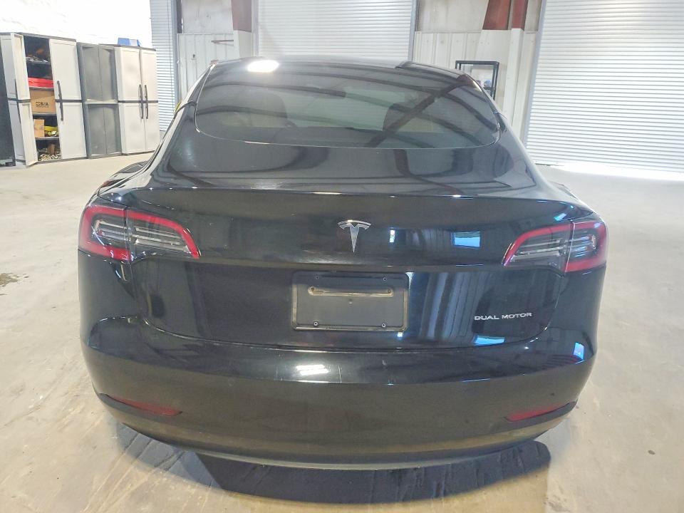 Продажа на аукционе авто 2021 Tesla Model 3, vin: 5YJ3E1EBXMF925164, номер лота: 54903016