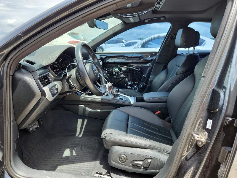 56175356 :رقم المزاد ، WAUFNAF4XHN000689 vin ، 2017 Audi A4 مزاد بيع