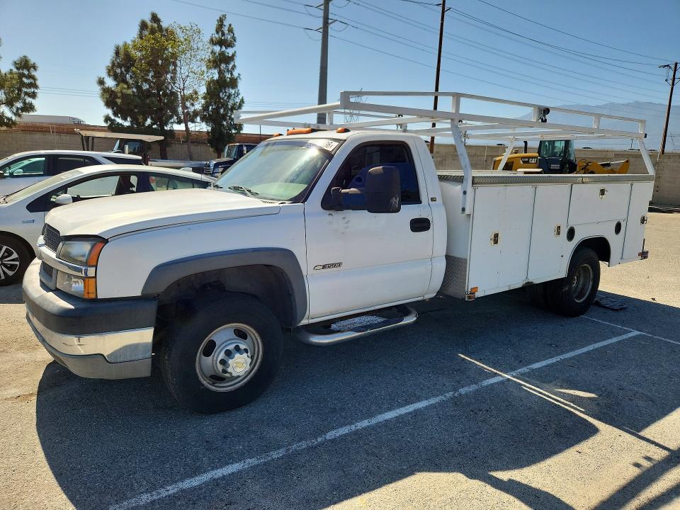 2003 Chevrolet Silverado მანქანა იყიდება აუქციონზე, vin: 1GBJC34U03E228277, აუქციონის ნომერი: 55806536