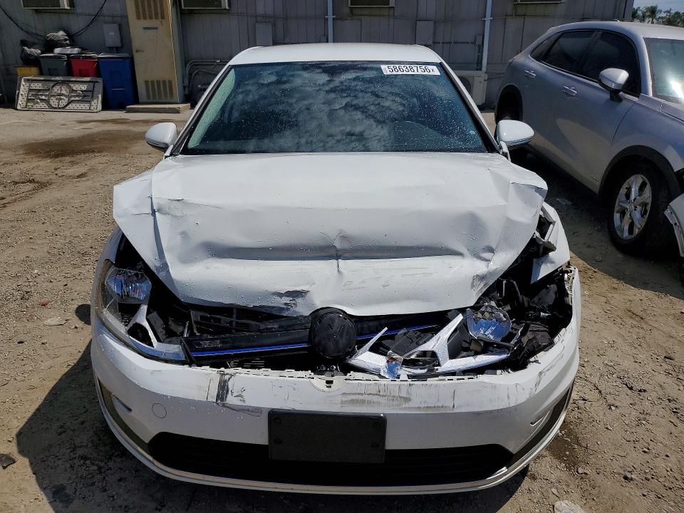 58638756 :رقم المزاد ، WVWKP7AU2GW915390 vin ، 2016 Volkswagen E-golf مزاد بيع