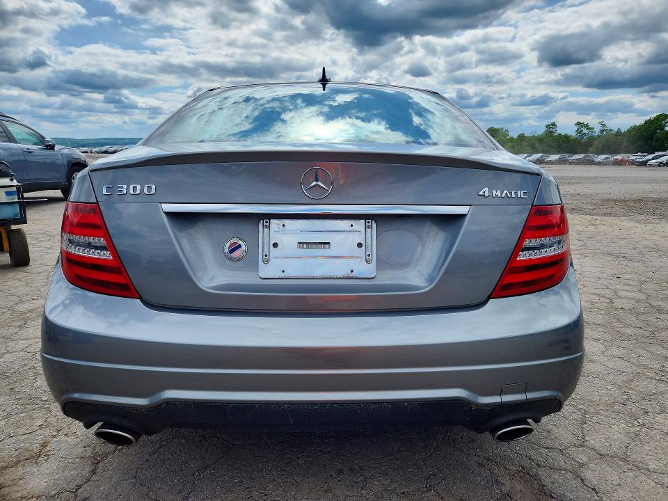 56234416 :رقم المزاد ، WDDGF8AB3ER303326 vin ، 2014 Mercedes-benz C مزاد بيع