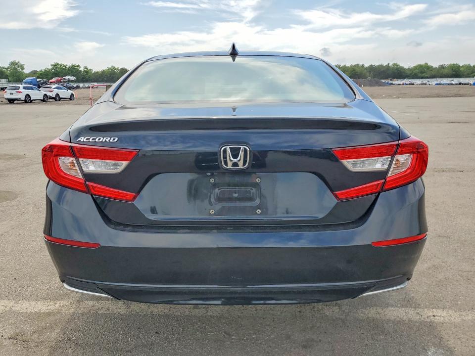 Продаж на аукціоні авто 2018 Honda Accord, vin: 1HGCV1F57JA254339, номер лоту: 58132826