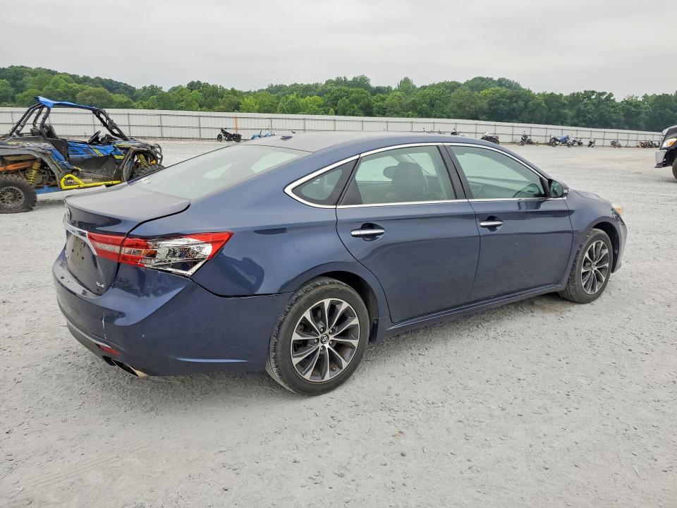 55692756 :رقم المزاد ، 4T1BK1EB5JU285335 vin ، 2018 Toyota Avalon مزاد بيع