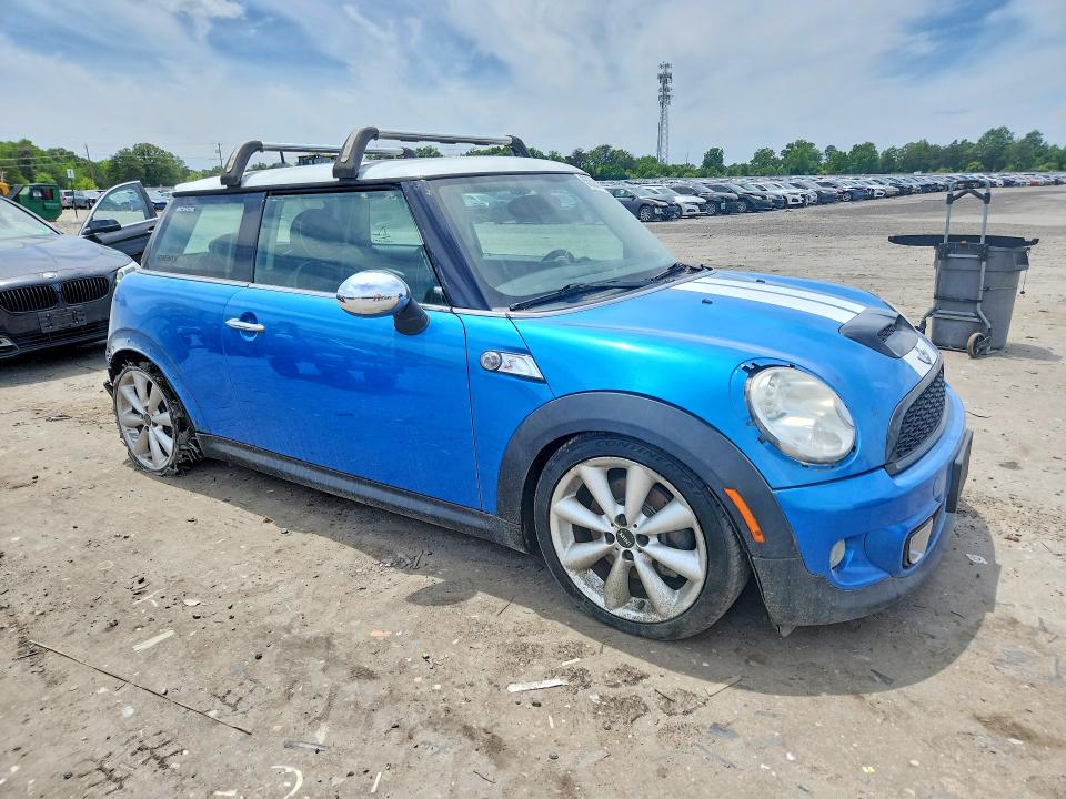 55594186 :رقم المزاد ، WMWSV3C58BTY20120 vin ، 2011 Mini Cooper مزاد بيع