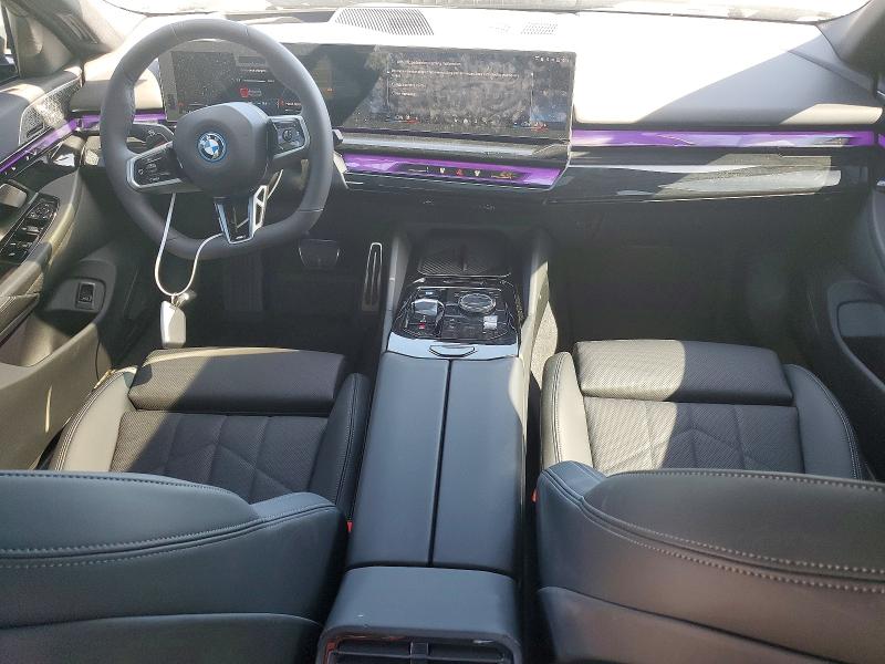 55731676 :رقم المزاد ، WBY33HG00TCX47785 vin ، 2026 Bmw I5 مزاد بيع