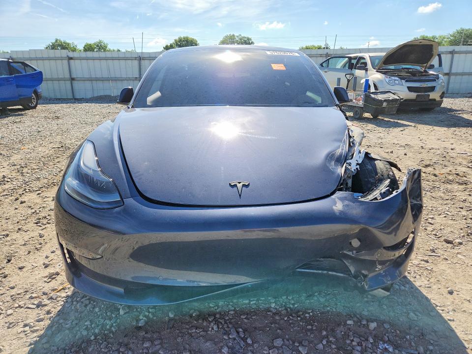 57620076 :رقم المزاد ، 5YJ3E1EA2MF907331 vin ، 2021 Tesla Model 3 مزاد بيع