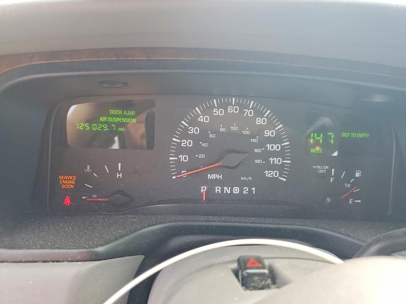 Aukcja sprzedaży 2000 Lincoln Town Car, vin: 1LNHM81W8YY770044, numer aukcji: 59052036