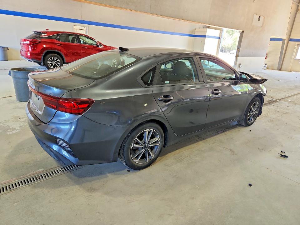 Продажа на аукционе авто 2022 Kia Forte, vin: 3KPF24AD2NE431760, номер лота: 55568186