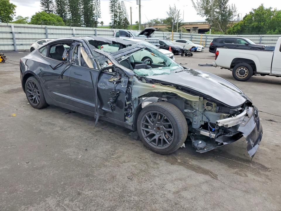 Продаж на аукціоні авто 2025 Tesla Model 3, vin: 5YJ3E1EA2SF035987, номер лоту: 56112276