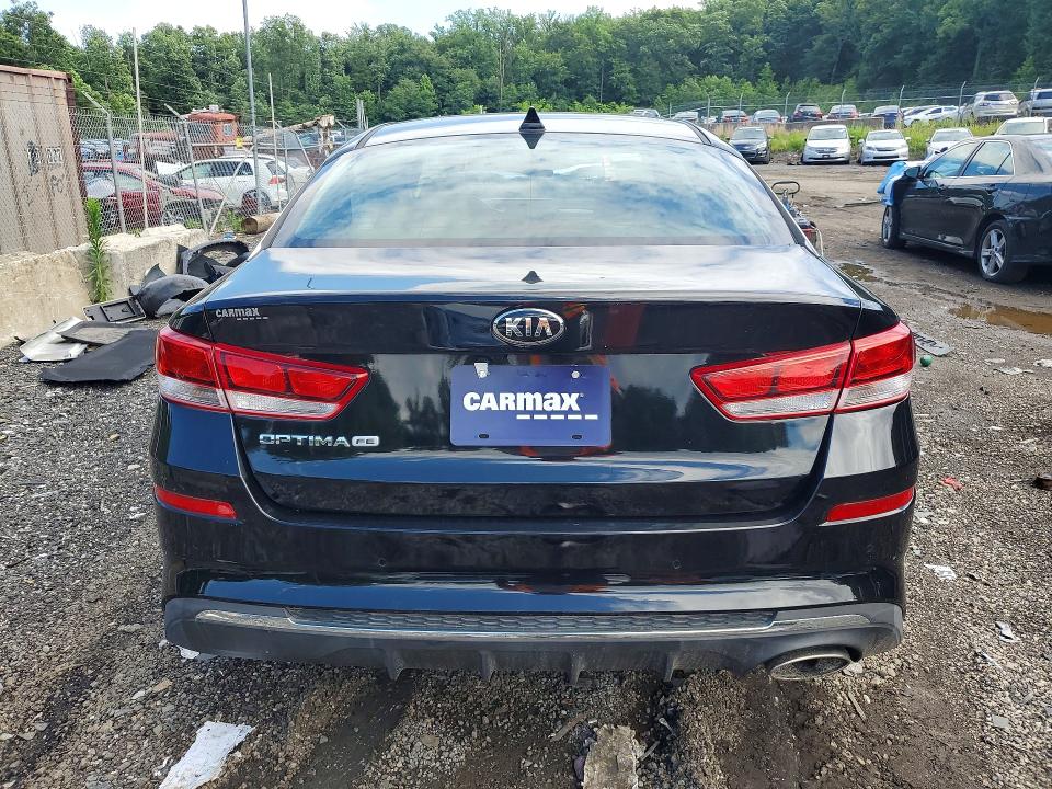2019 Kia Optima მანქანა იყიდება აუქციონზე, vin: 5XXGT4L30KG335800, აუქციონის ნომერი: 57015846